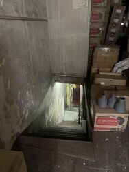 Sims Avenue (D14), Shop House #572077051